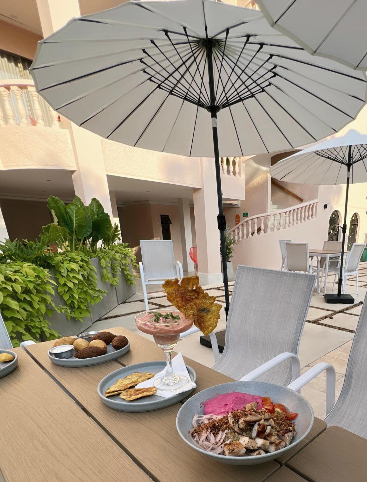 Del Tropico Hotel Сопетран Екстериор снимка