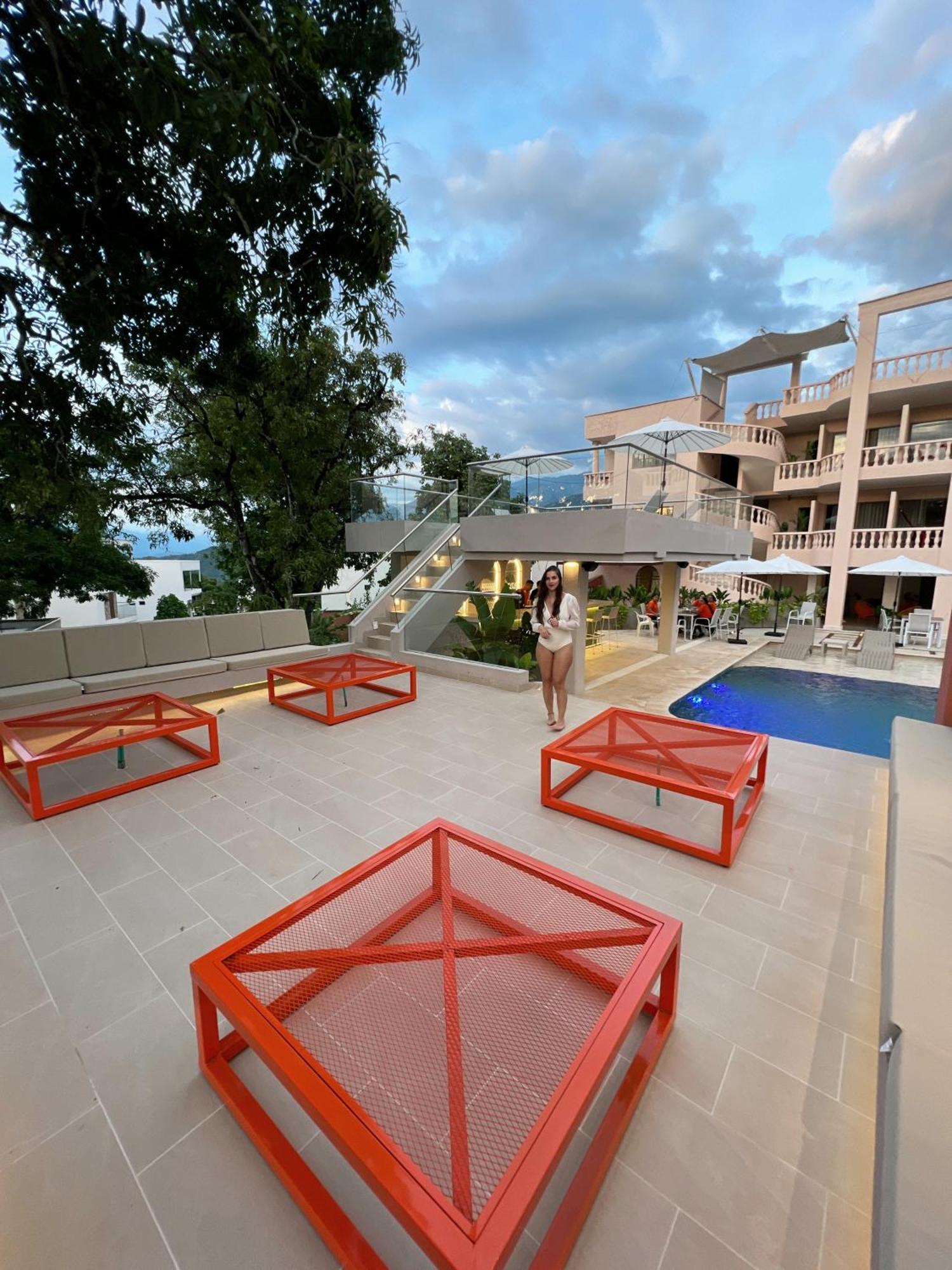 Del Tropico Hotel Сопетран Екстериор снимка