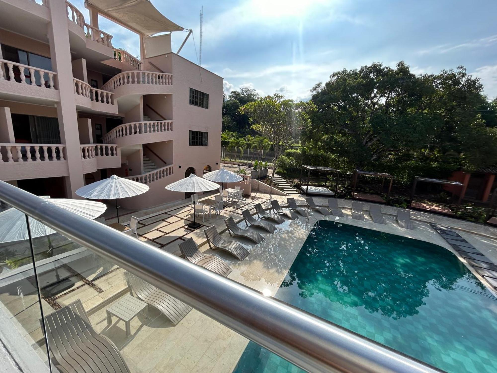 Del Tropico Hotel Сопетран Екстериор снимка
