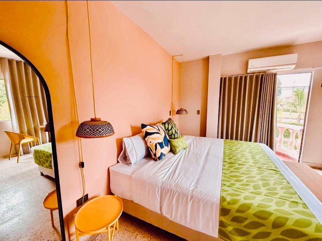 Del Tropico Hotel Сопетран Екстериор снимка