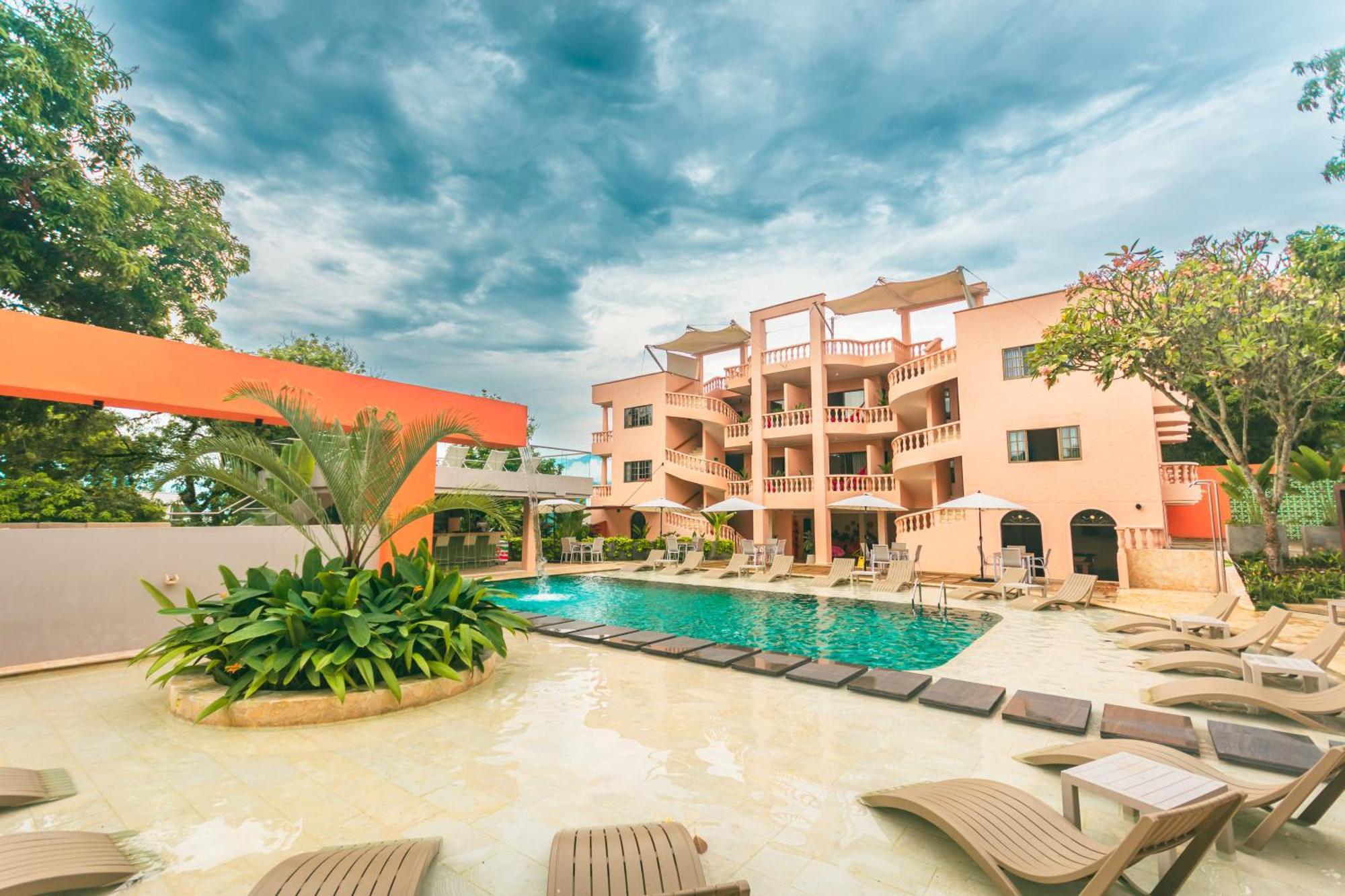 Del Tropico Hotel Сопетран Екстериор снимка