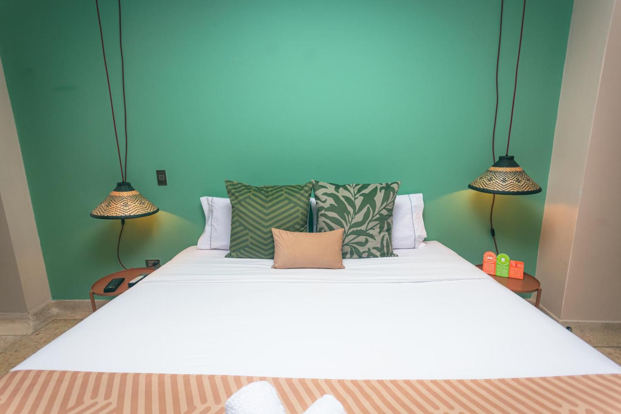 Del Tropico Hotel Сопетран Екстериор снимка