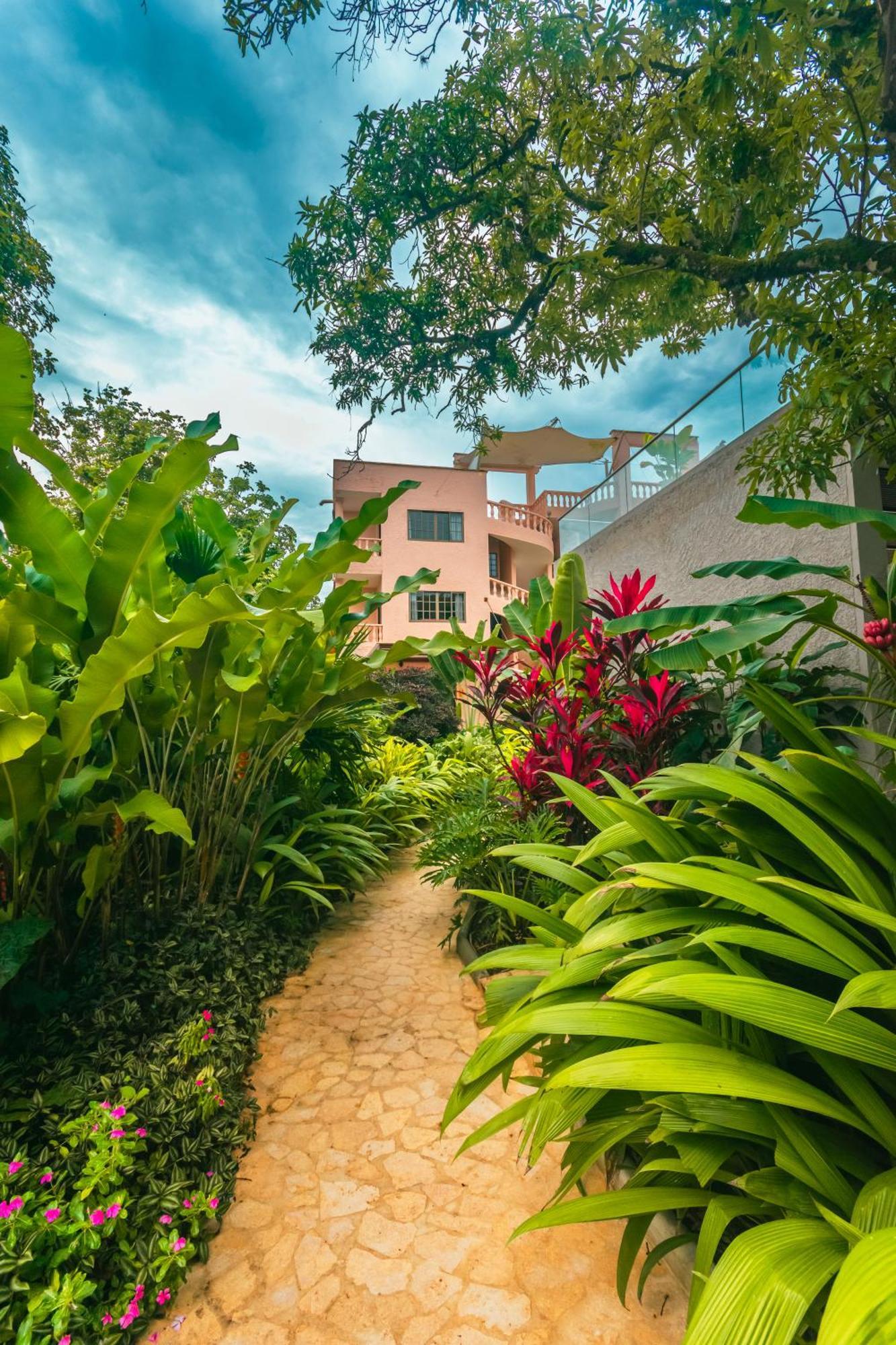 Del Tropico Hotel Сопетран Екстериор снимка